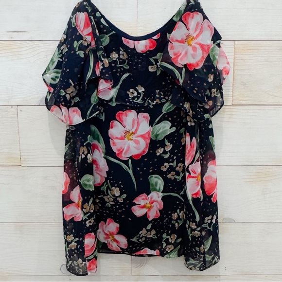 Cabi flowy chiffon floral spaghetti strap ruffle/ flounce cold shoulder top ❤️ - Picture 5 of 7